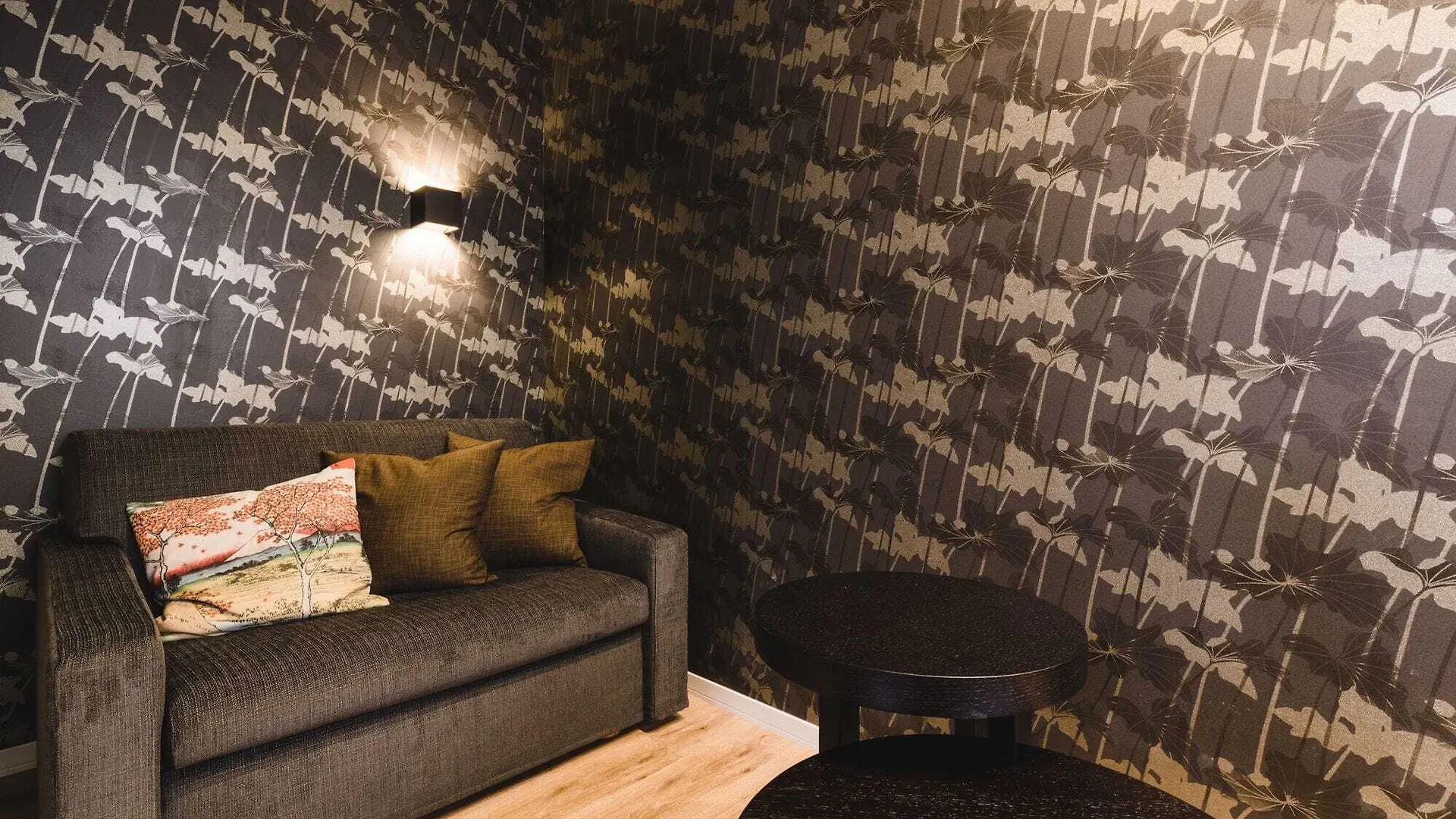 Trip Base Hakataekimae Aparthotel Fukuoka